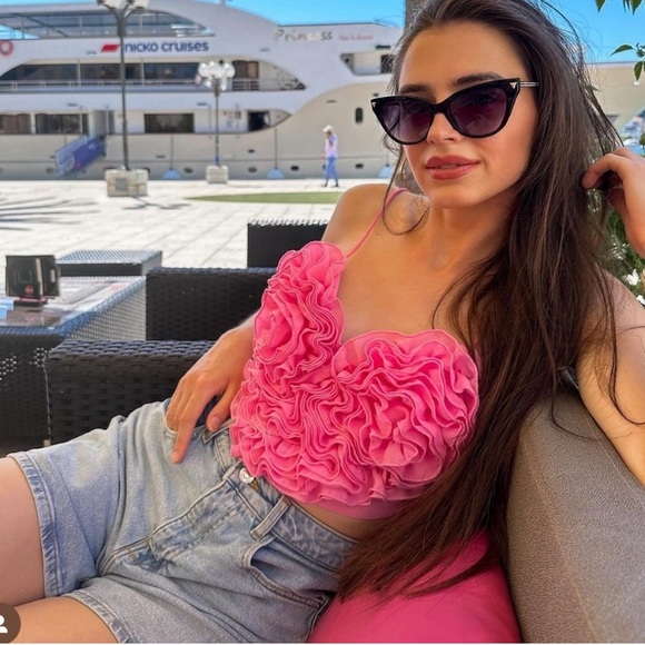 ZARA VOLUMINOUS HEART CROP TOP - Picture 2 of 16